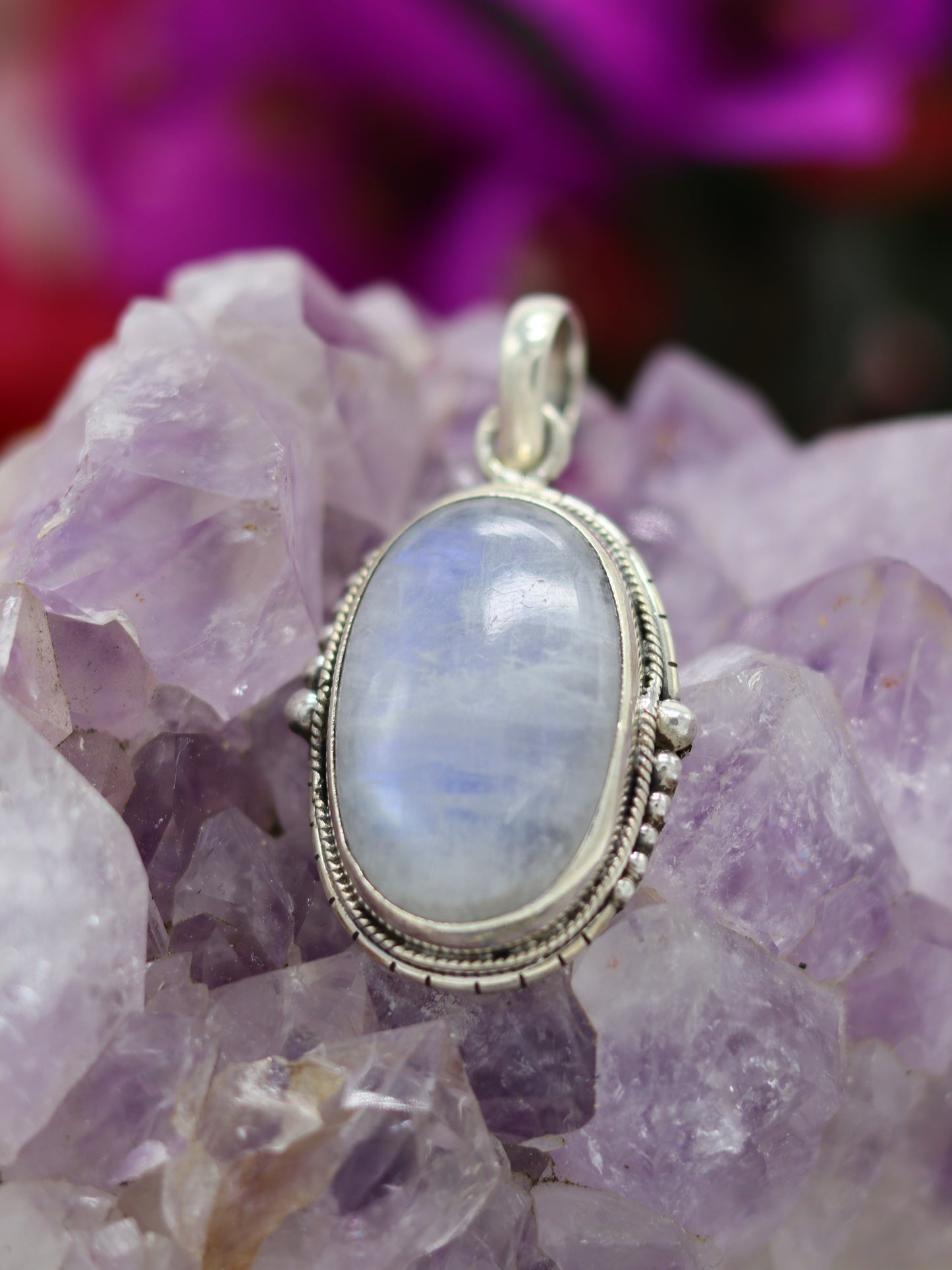 MOONSTONE PENDANT