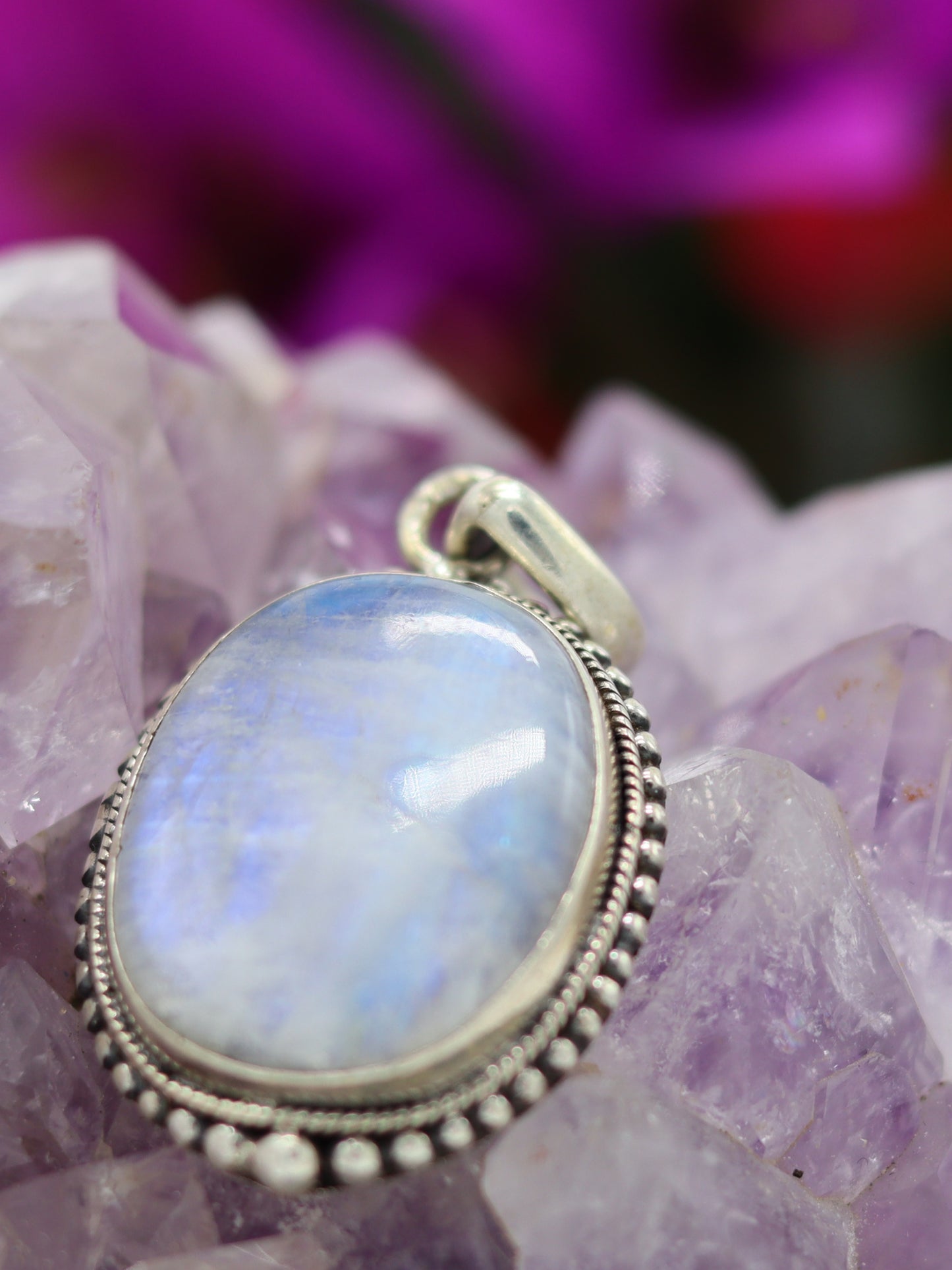 MOONSTONE PENDANT