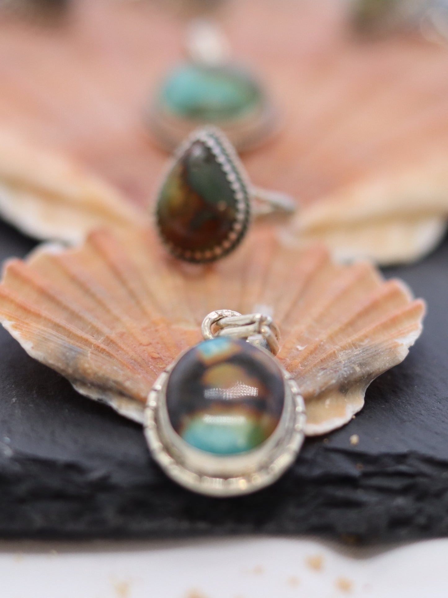 TURQUOISE PENDANT