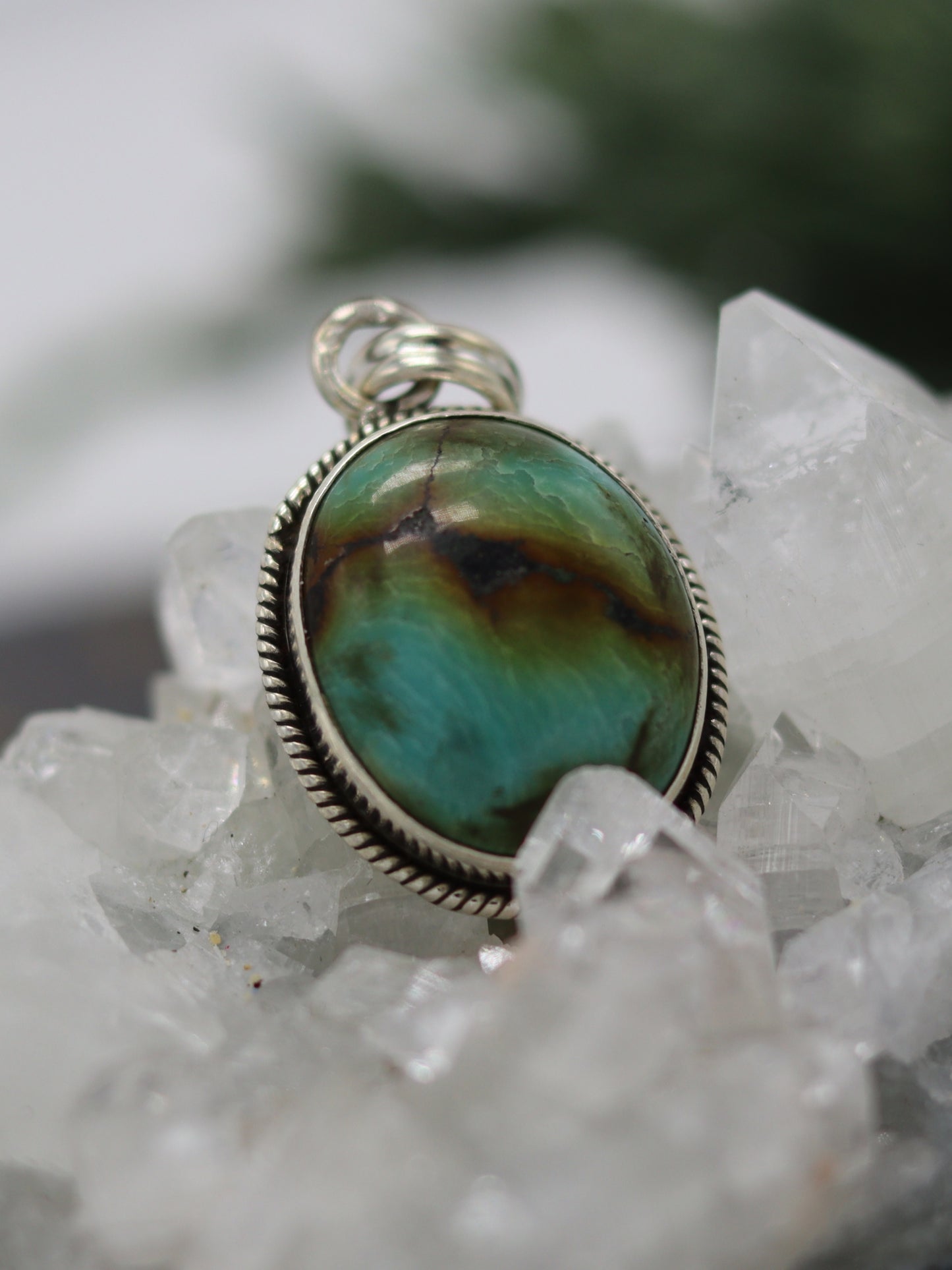 TURQUOISE PENDANT