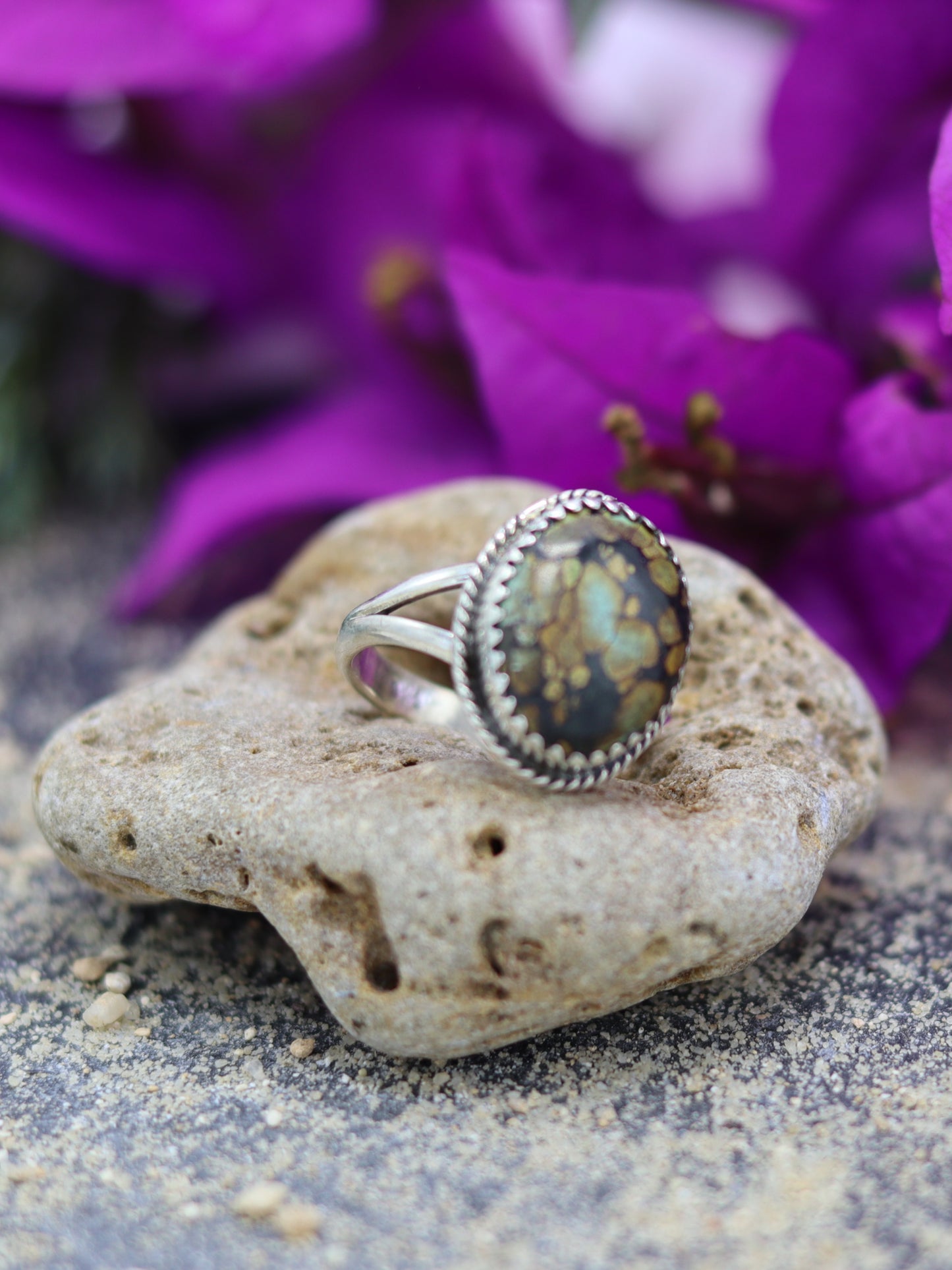 S0NORAN SILVER RING