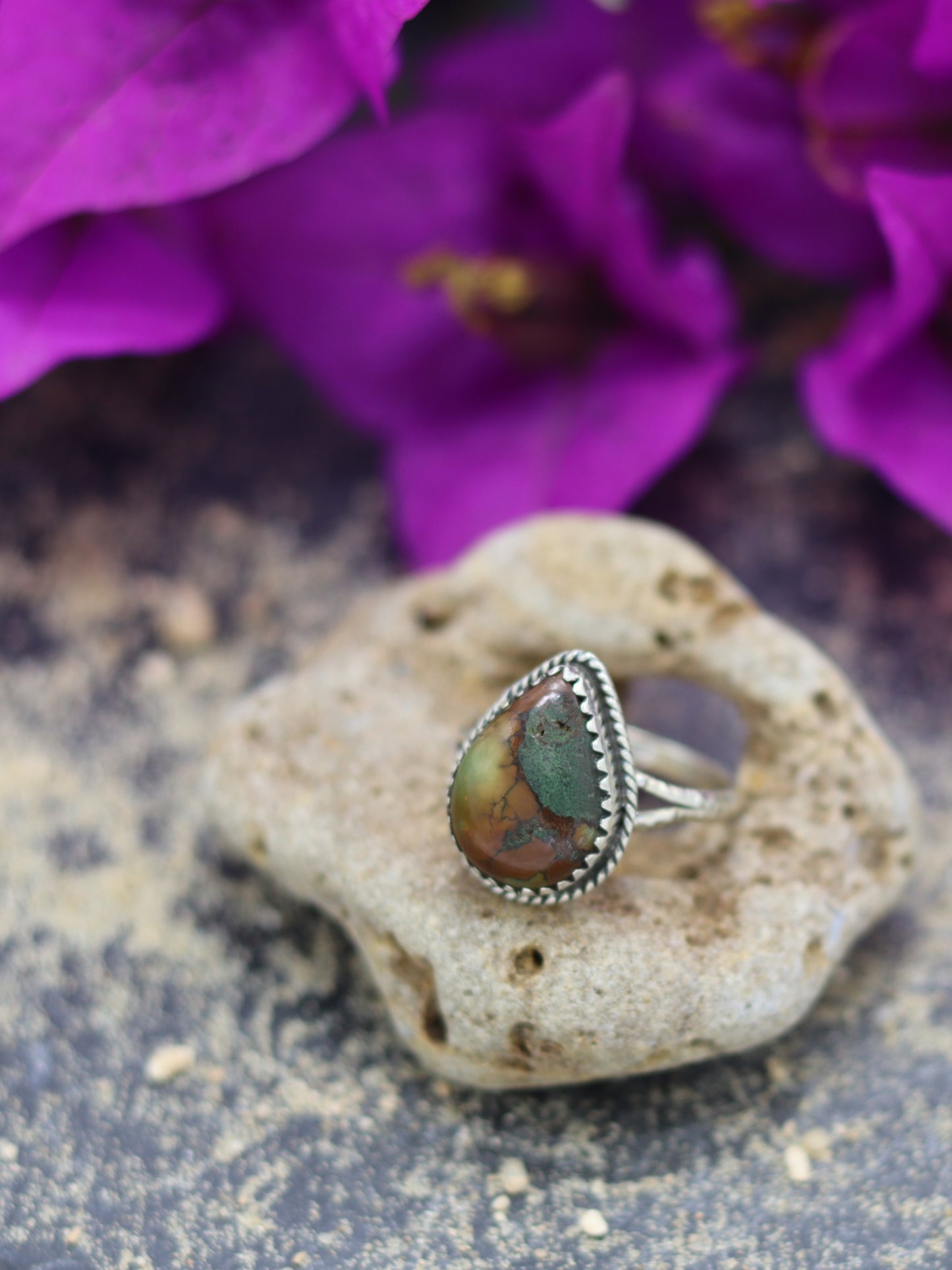S0NORAN SILVER RING