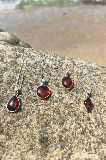 AMBER SILVER NECKLACES